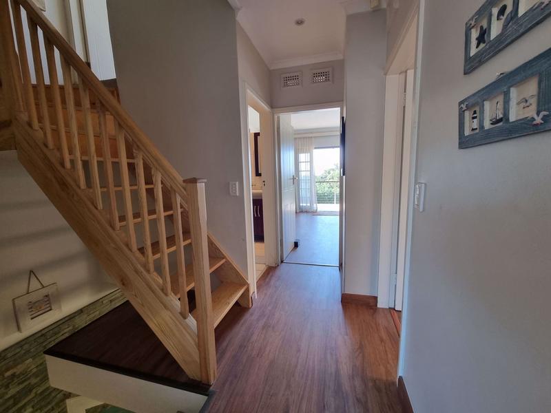 4 Bedroom Property for Sale in Hibberdene KwaZulu-Natal