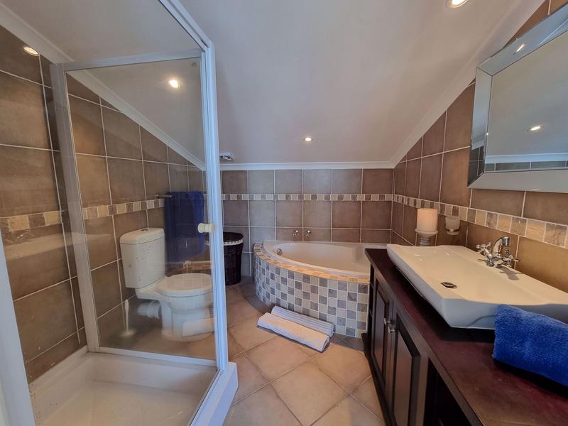 4 Bedroom Property for Sale in Hibberdene KwaZulu-Natal