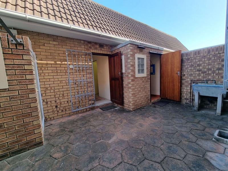 4 Bedroom Property for Sale in Hibberdene KwaZulu-Natal