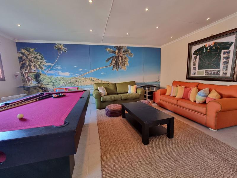 4 Bedroom Property for Sale in Hibberdene KwaZulu-Natal