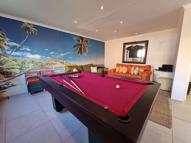 4 Bedroom Property for Sale in Hibberdene KwaZulu-Natal