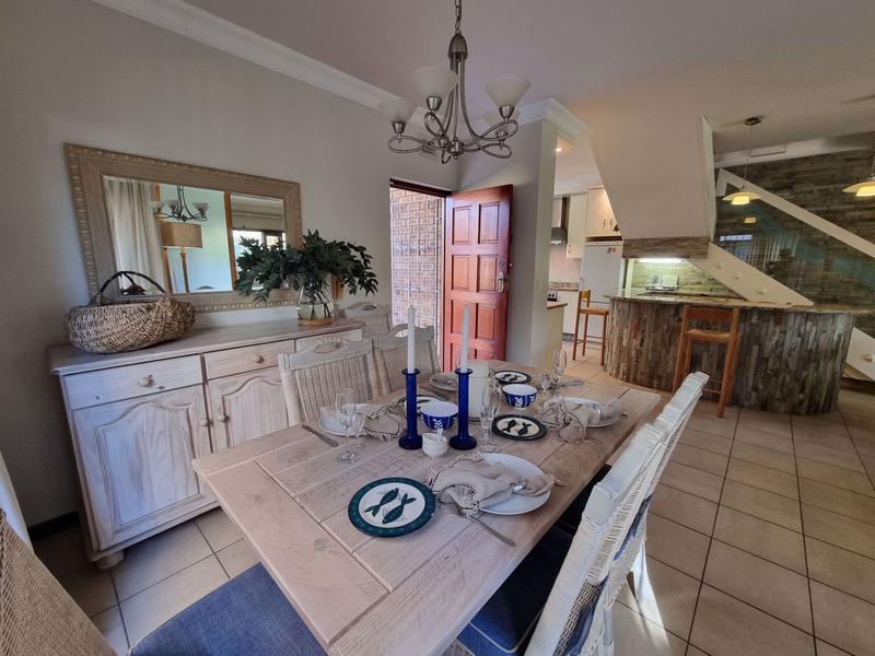 4 Bedroom Property for Sale in Hibberdene KwaZulu-Natal