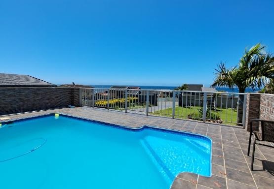 5 Bedroom Property for Sale in St Michaels On Sea KwaZulu-Natal