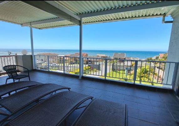 5 Bedroom Property for Sale in St Michaels On Sea KwaZulu-Natal