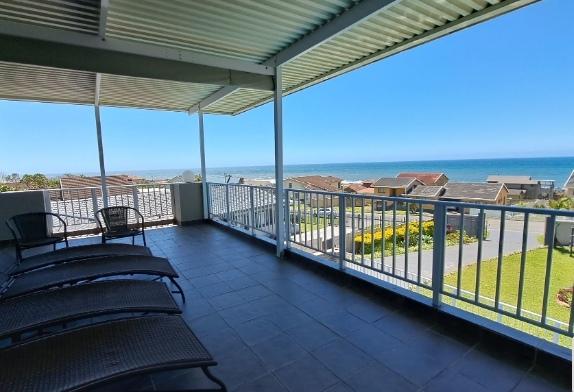5 Bedroom Property for Sale in St Michaels On Sea KwaZulu-Natal