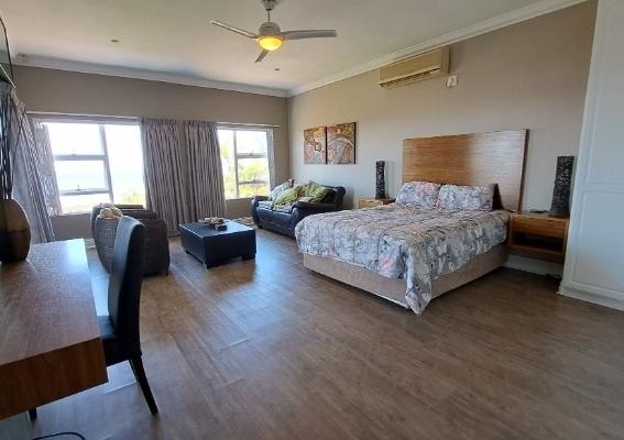 5 Bedroom Property for Sale in St Michaels On Sea KwaZulu-Natal