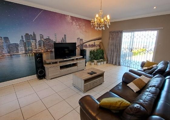 5 Bedroom Property for Sale in St Michaels On Sea KwaZulu-Natal
