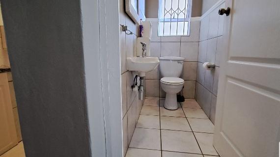 5 Bedroom Property for Sale in St Michaels On Sea KwaZulu-Natal