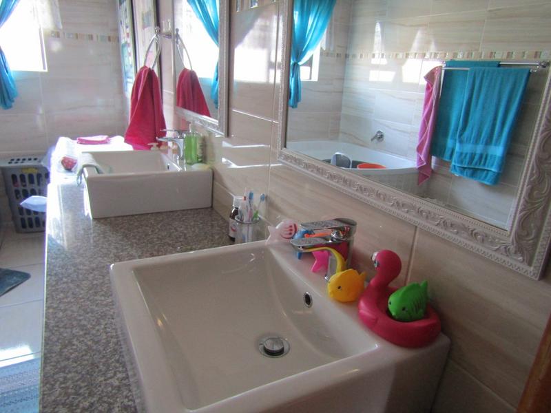 4 Bedroom Property for Sale in Jozini Rural KwaZulu-Natal