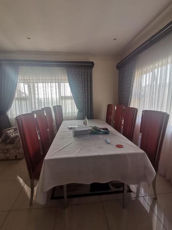 3 Bedroom Property for Sale in Uvongo KwaZulu-Natal