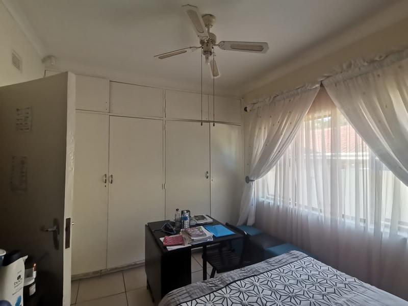 3 Bedroom Property for Sale in Uvongo KwaZulu-Natal