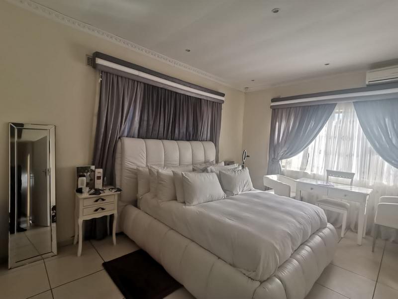 3 Bedroom Property for Sale in Uvongo KwaZulu-Natal