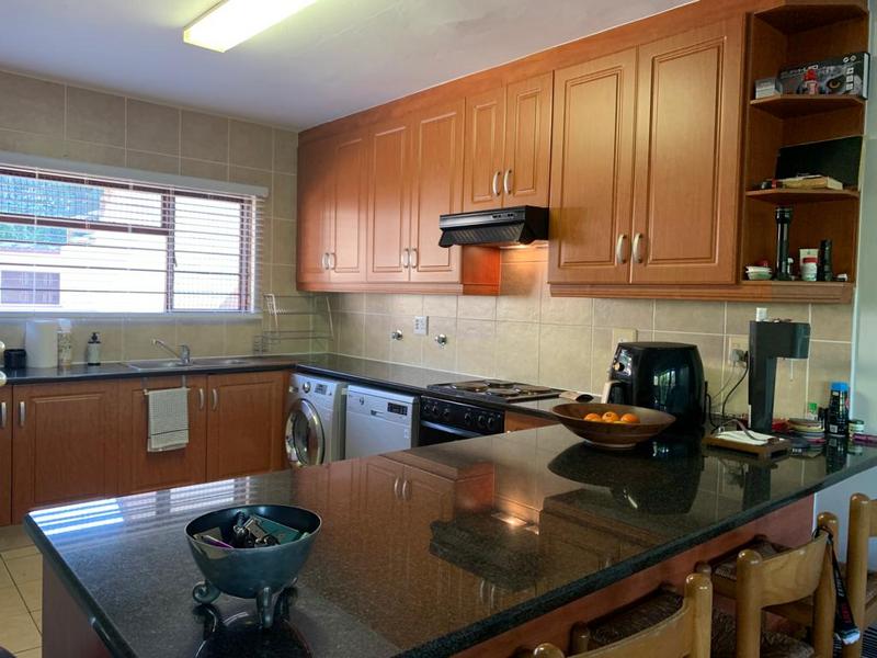 4 Bedroom Property for Sale in St Michaels On Sea KwaZulu-Natal