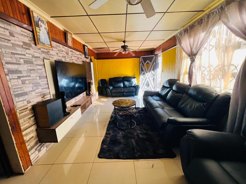 3 Bedroom Property for Sale in Kwamashu KwaZulu-Natal