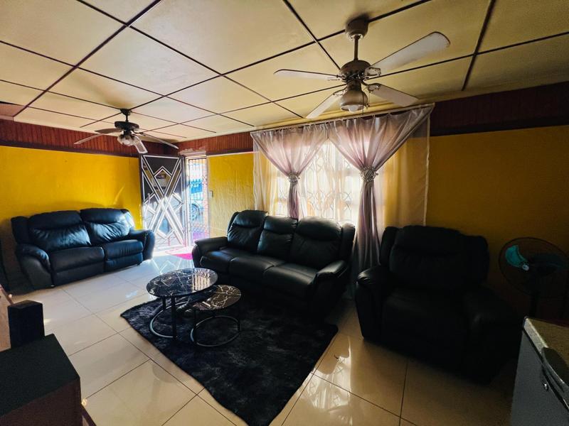 3 Bedroom Property for Sale in Kwamashu KwaZulu-Natal