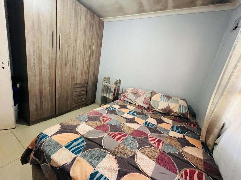 3 Bedroom Property for Sale in Kwamashu KwaZulu-Natal