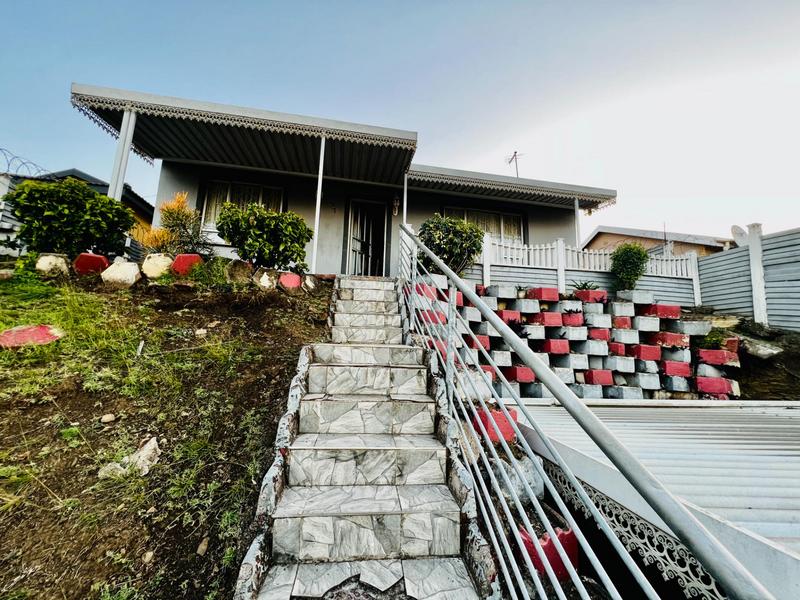 3 Bedroom Property for Sale in Kwamashu KwaZulu-Natal