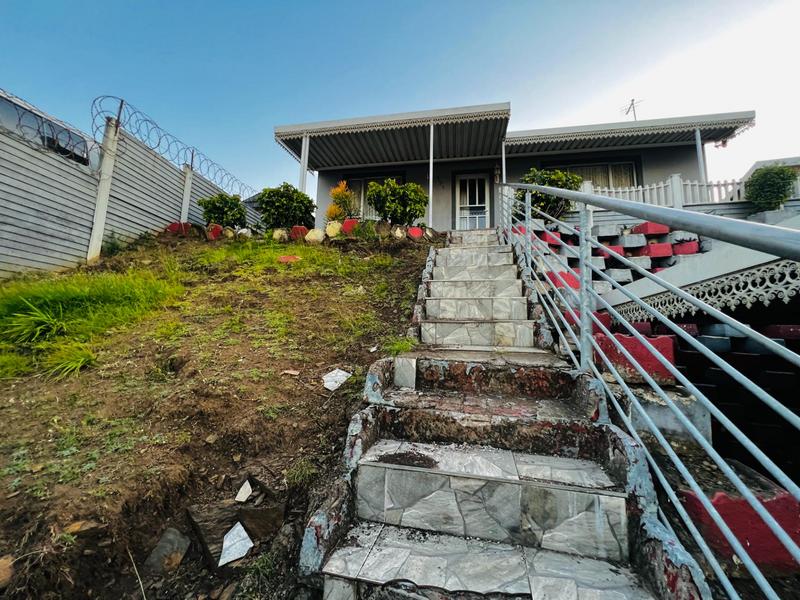 3 Bedroom Property for Sale in Kwamashu KwaZulu-Natal