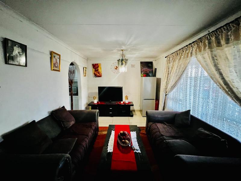 3 Bedroom Property for Sale in Kwamashu KwaZulu-Natal