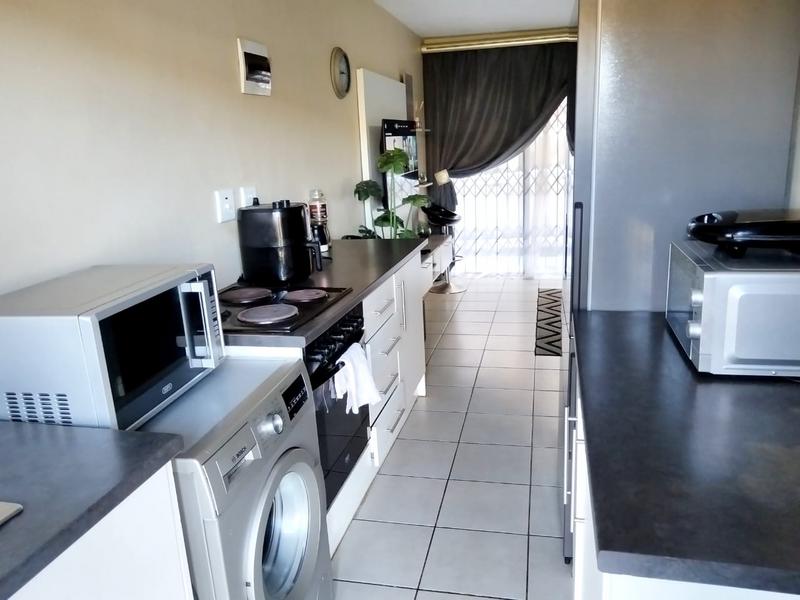 2 Bedroom Property for Sale in Newlands East KwaZulu-Natal