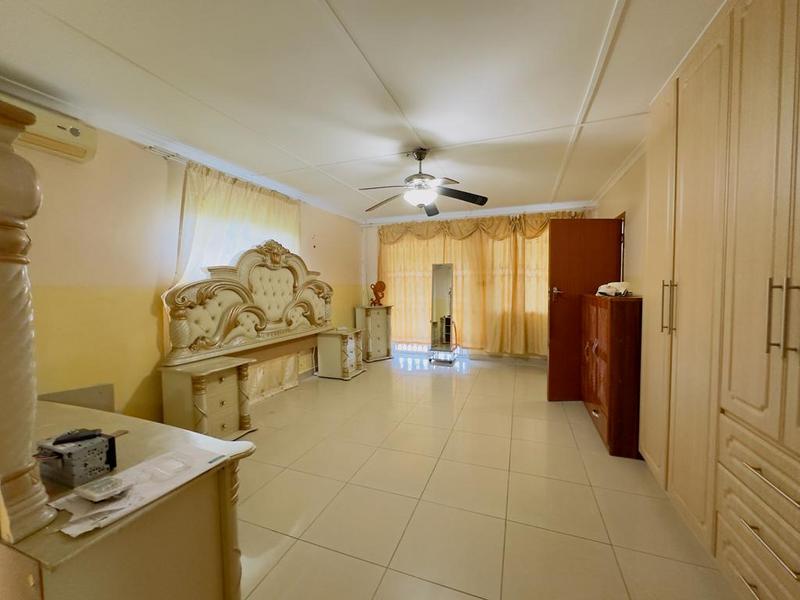 4 Bedroom Property for Sale in Woodhaven KwaZulu-Natal