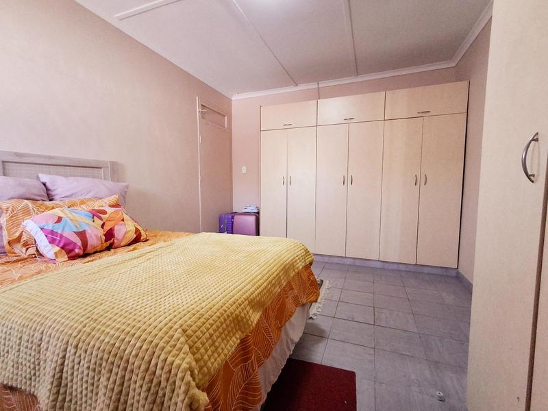 2 Bedroom Property for Sale in Bluff KwaZulu-Natal