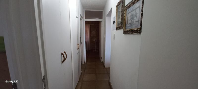 2 Bedroom Property for Sale in Margate KwaZulu-Natal