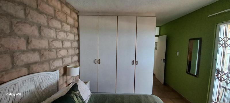 2 Bedroom Property for Sale in Margate KwaZulu-Natal