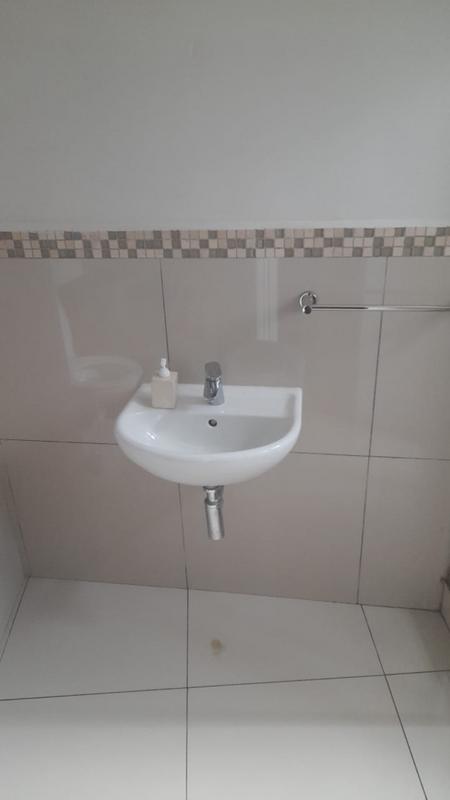 1 Bedroom Property for Sale in Umhlanga Ridge KwaZulu-Natal