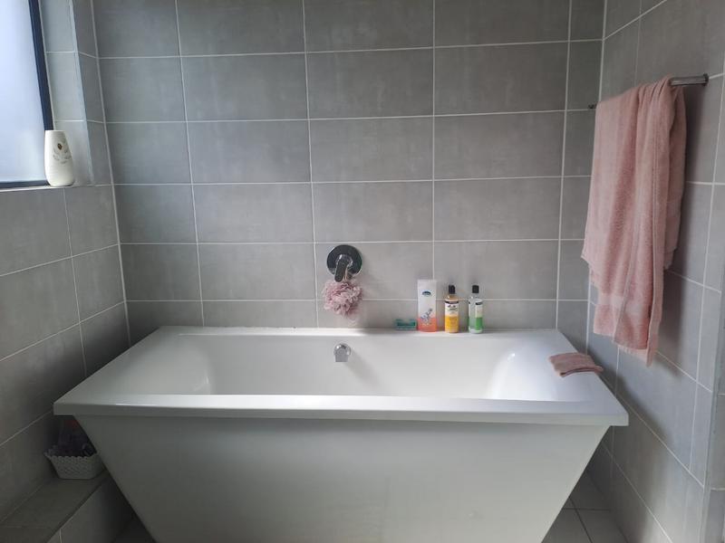 To Let 2 Bedroom Property for Rent in Ballito KwaZulu-Natal