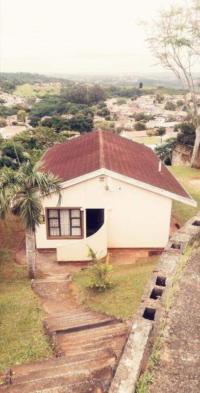 To Let 3 Bedroom Property for Rent in Montclair KwaZulu-Natal
