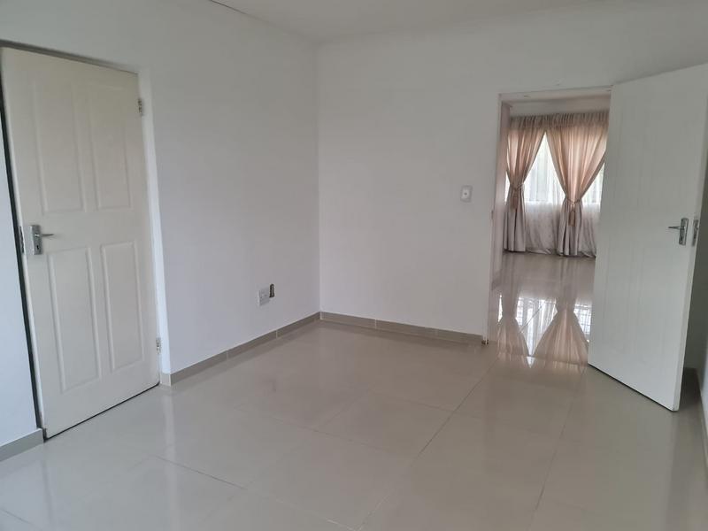 To Let 1 Bedroom Property for Rent in Park Rynie KwaZulu-Natal