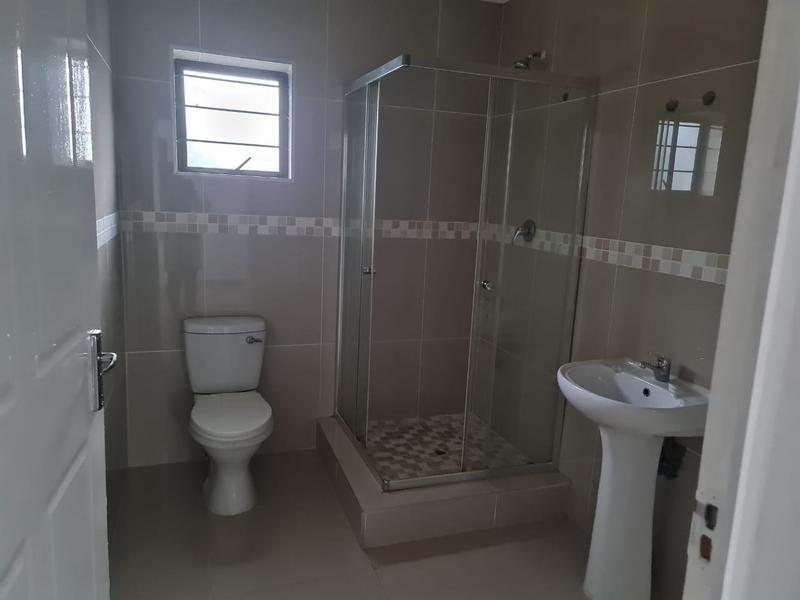 To Let 1 Bedroom Property for Rent in Park Rynie KwaZulu-Natal