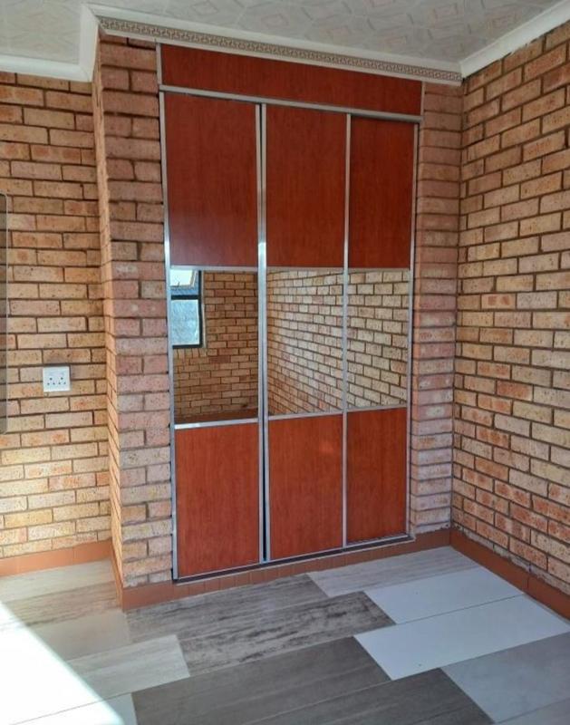 To Let 2 Bedroom Property for Rent in Bellair KwaZulu-Natal