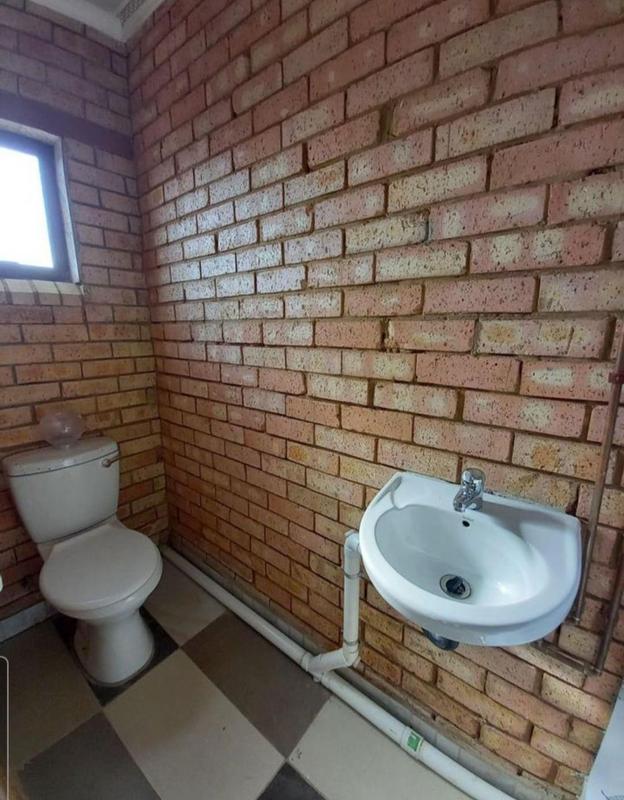 To Let 2 Bedroom Property for Rent in Bellair KwaZulu-Natal