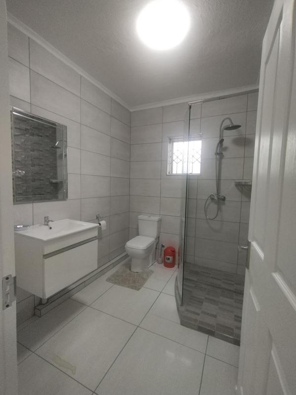 To Let 2 Bedroom Property for Rent in Munster KwaZulu-Natal