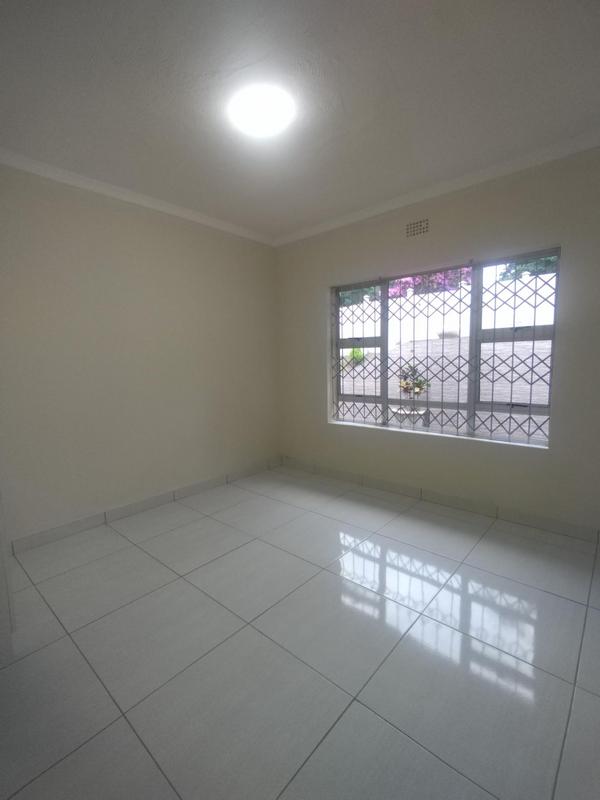 To Let 2 Bedroom Property for Rent in Munster KwaZulu-Natal