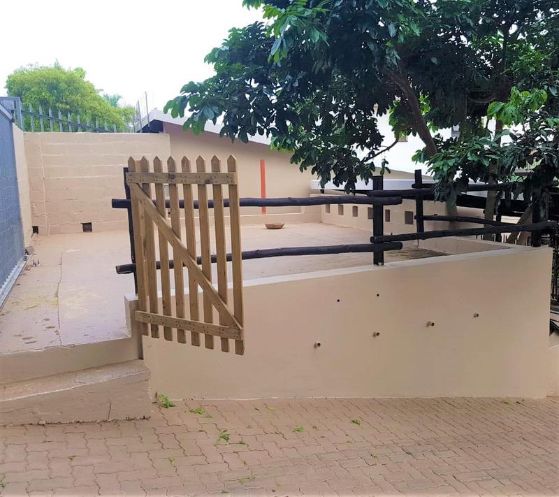 6 Bedroom Property for Sale in Westbrook KwaZulu-Natal