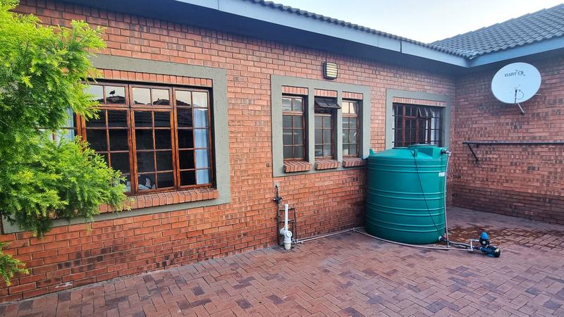 4 Bedroom Property for Sale in Jozini Rural KwaZulu-Natal