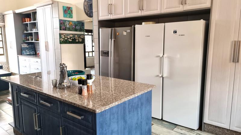 4 Bedroom Property for Sale in Ballitoville KwaZulu-Natal