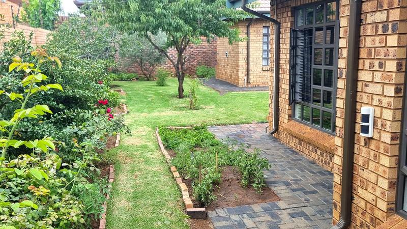 4 Bedroom Property for Sale in Ballitoville KwaZulu-Natal