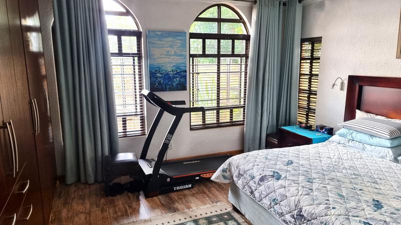 4 Bedroom Property for Sale in Ballitoville KwaZulu-Natal