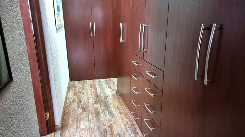 4 Bedroom Property for Sale in Ballitoville KwaZulu-Natal