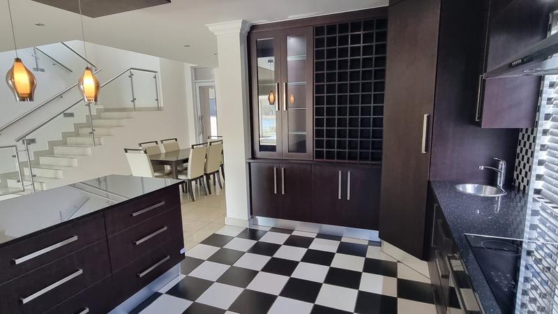 5 Bedroom Property for Sale in Jozini Rural KwaZulu-Natal