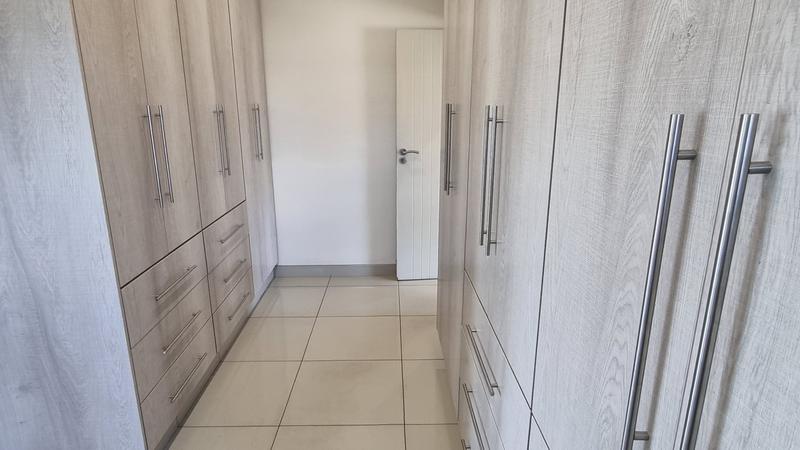 5 Bedroom Property for Sale in Jozini Rural KwaZulu-Natal