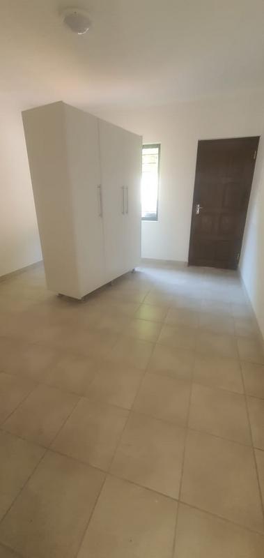 To Let 1 Bedroom Property for Rent in Avoca KwaZulu-Natal