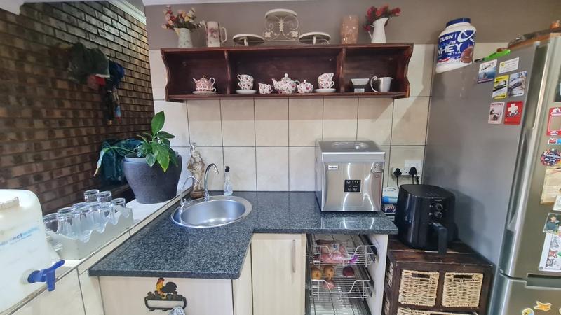 4 Bedroom Property for Sale in Jozini Rural KwaZulu-Natal