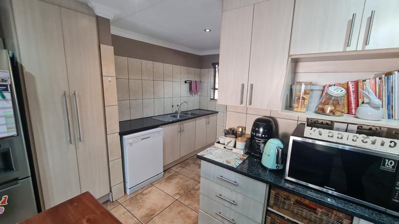 4 Bedroom Property for Sale in Jozini Rural KwaZulu-Natal