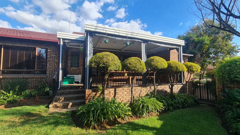 4 Bedroom Property for Sale in Jozini Rural KwaZulu-Natal