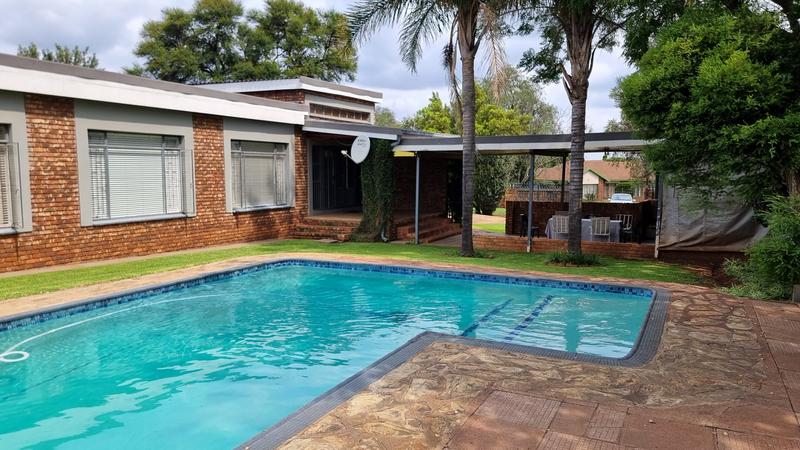 5 Bedroom Property for Sale in Ballito Central KwaZulu-Natal